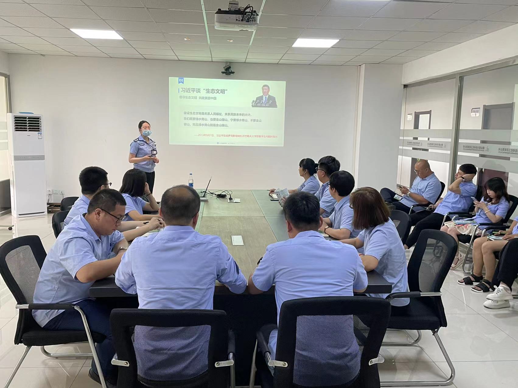 “低碳环保，绿建未来”的公益宣讲会举行